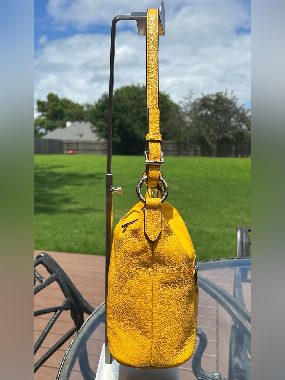 Michael Kors Sunflower Yellow Pebbled Leather Shoulder Bag & Crossbody - Picture 2 of 13